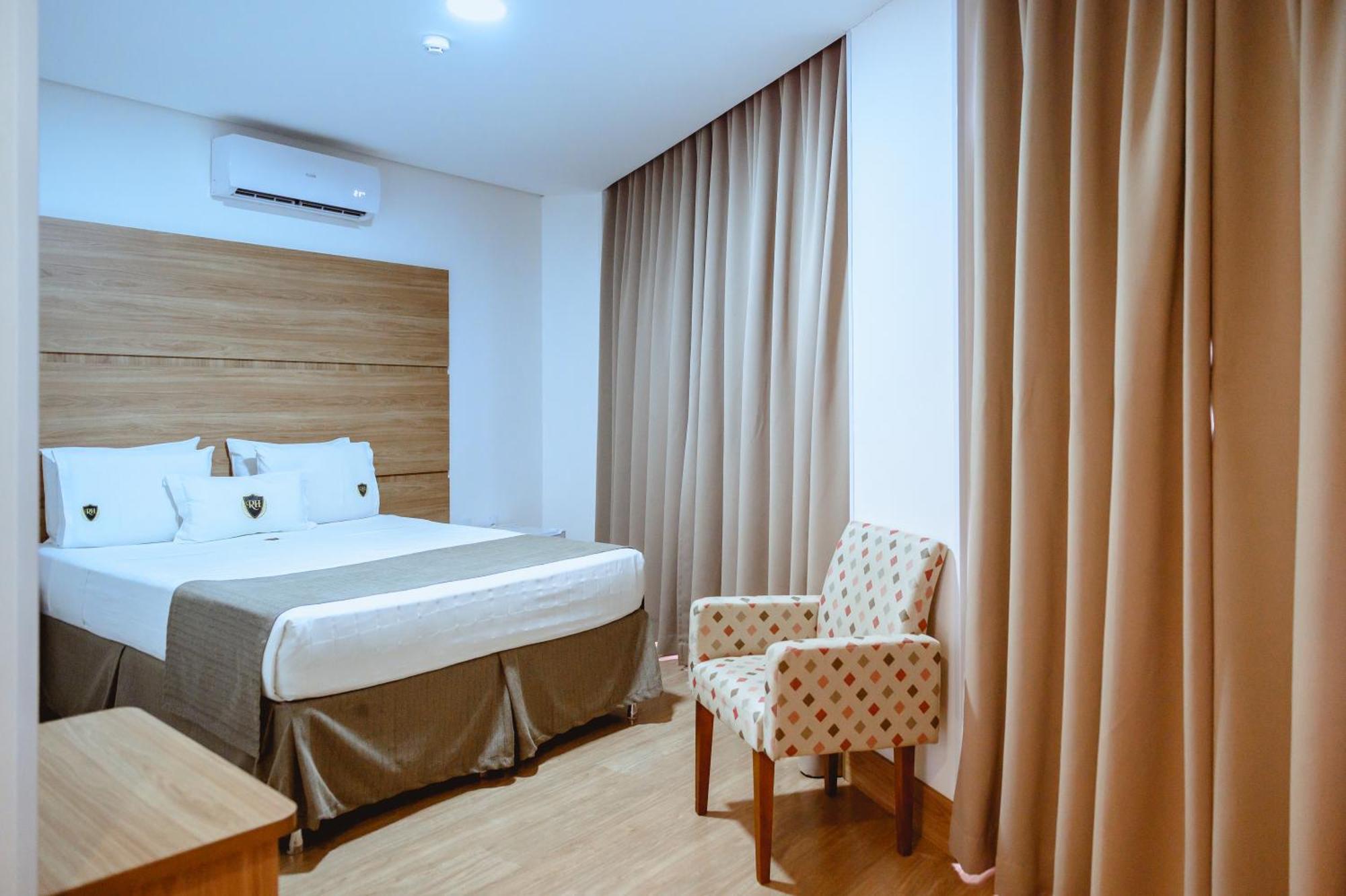 Riellis Center Hotel Botucatu Exterior photo
